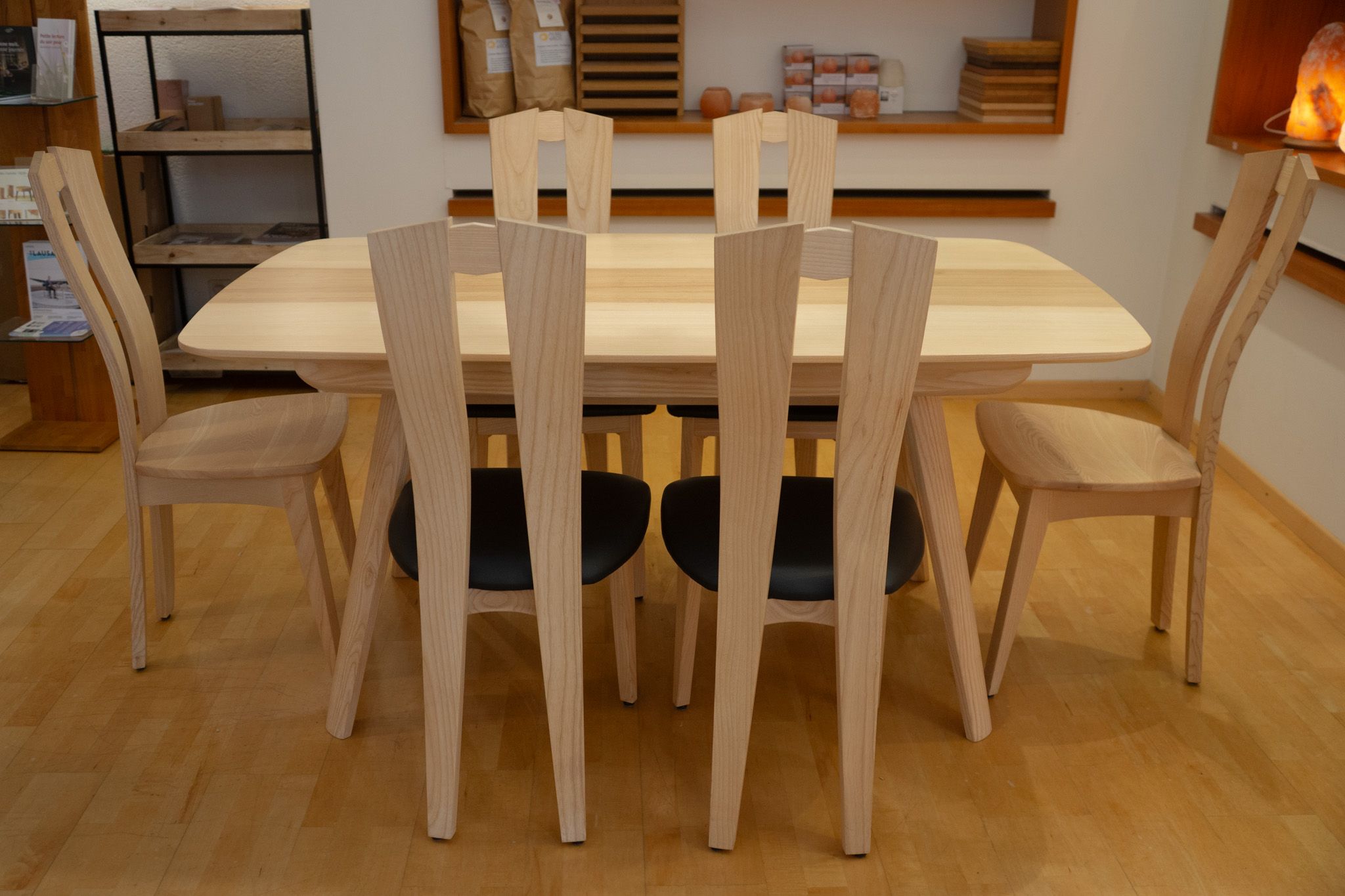 Table et chaises Taglan - Frêne – Image 2